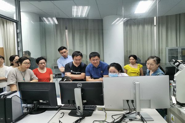 考察同济大学海洋地质国家重点实验室1+_副本.jpg
