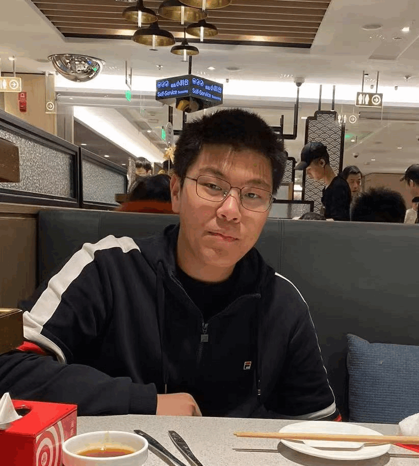 365英国上市官网在线_金之谦_爱奇艺.gif